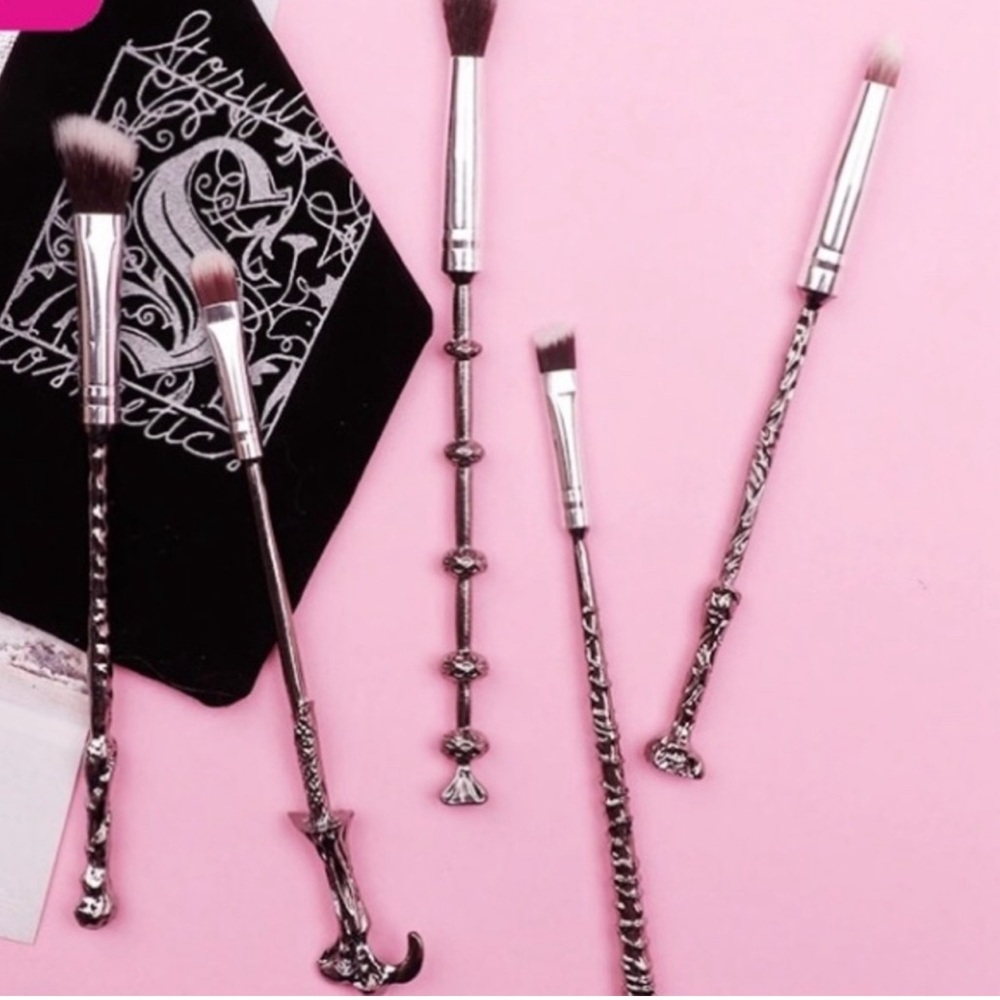 Harry Potter themed make up brushes